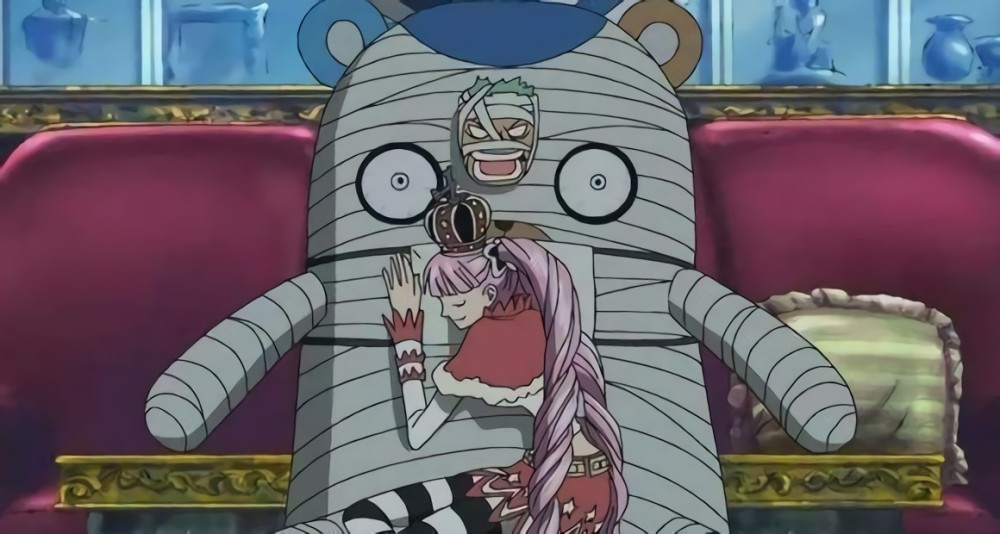 海贼王1012话：山治将索隆包扎成十字架，和佩罗娜的手法一致