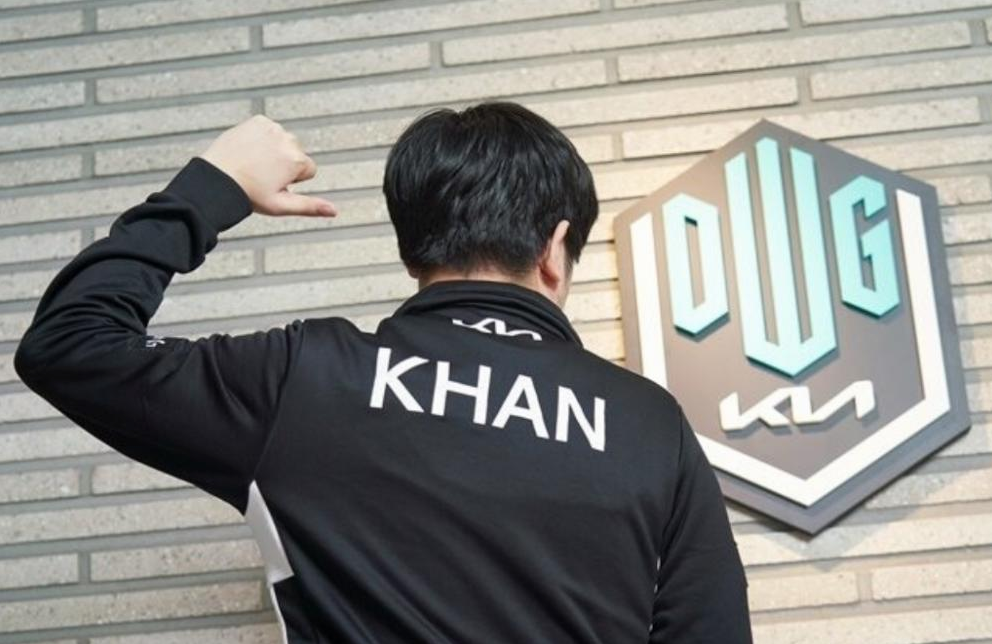 RNG双杀DK，小虎“如来神掌”打出含金量，笑笑：谢谢你，原神！