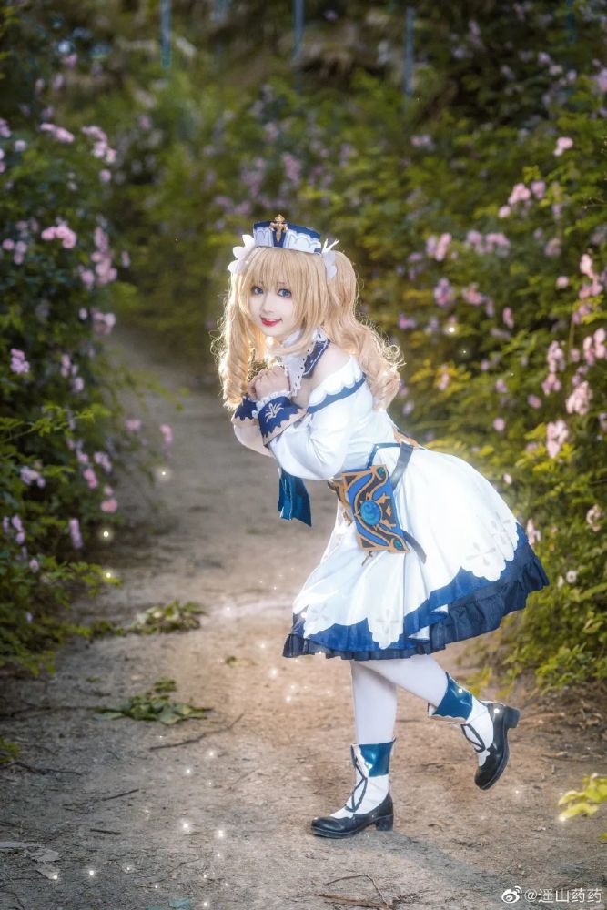 《原神》芭芭拉-cosplay作品欣赏