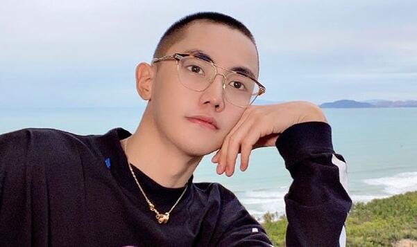 李昃佑哪里的人 艺人出身凭借翻唱在抖音上爆红引意外