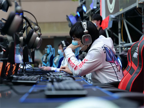 WUCG2021翻山越岭回归校园 春季赛携高校学子共筑荣耀