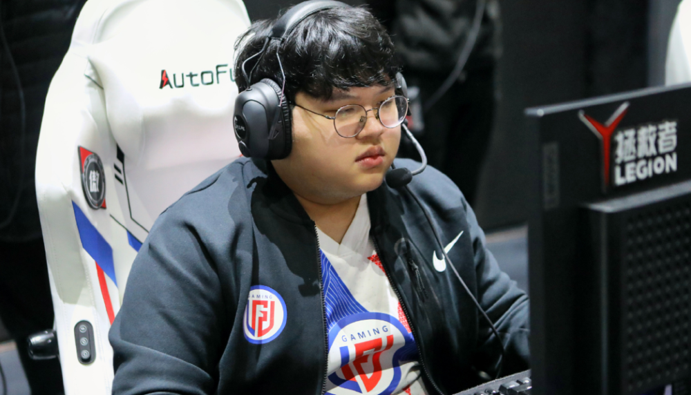 实锤了？LPL中单选手被爆假赛 一单金额高达20万？