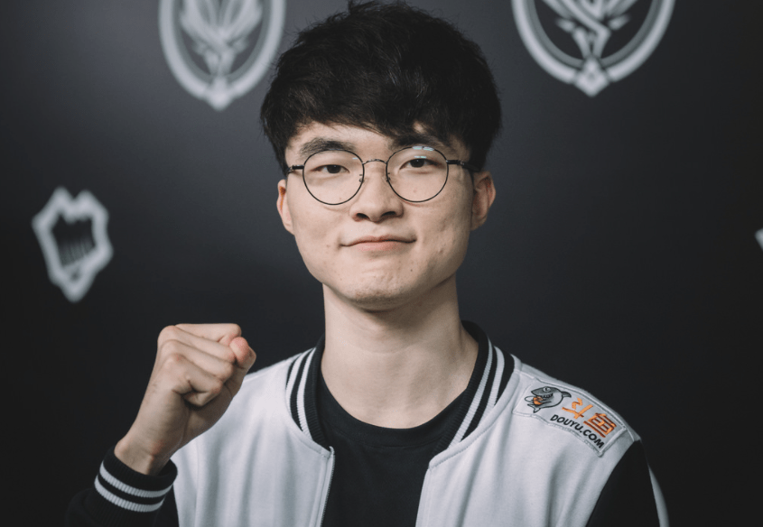 LOL：TES发文举报自家AD打假赛，移交官方处理，BLG要换掉叉烧