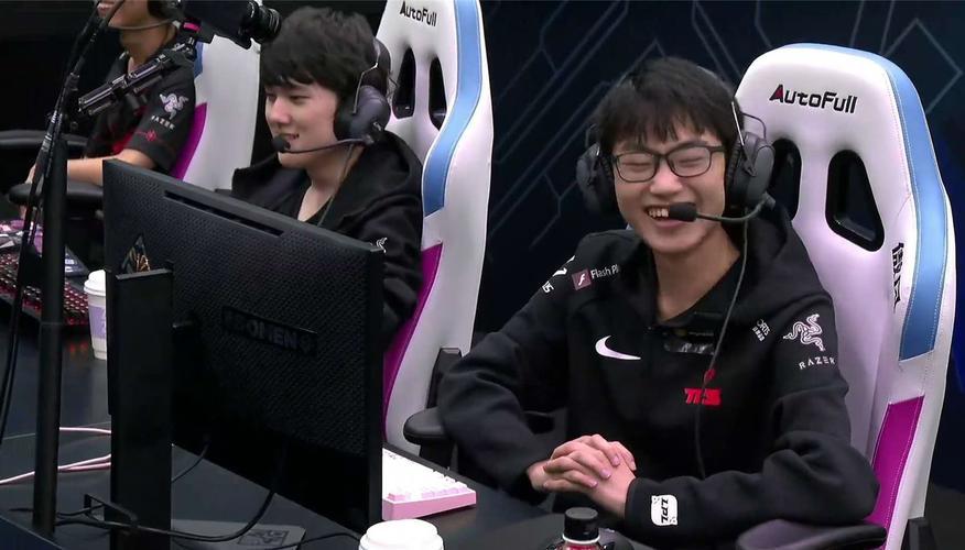 TES把V5“内鬼”找出来了，辅助操作引热议：不换人夏季赛也无望