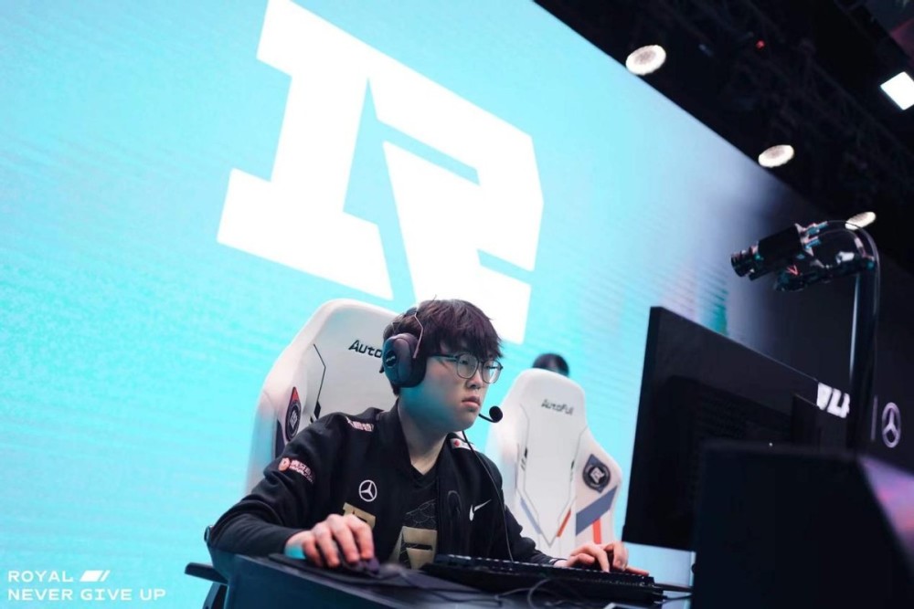 LPL是什么怪物！RNG夺冠引韩网恐惧：LCK没战队能像全华班一样强
