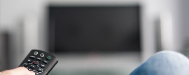 羽毛耳环剧情介绍-羽毛耳环剧情的简介