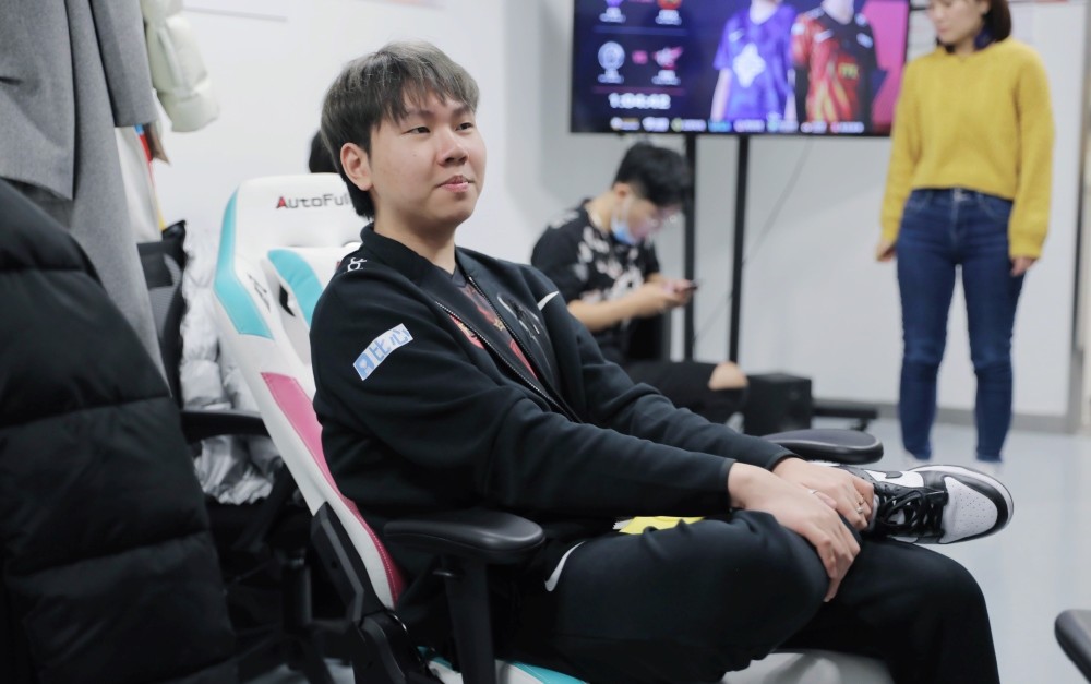 Bo复出之路告终，Doinb直播聊细节，两个原因让他复出失败