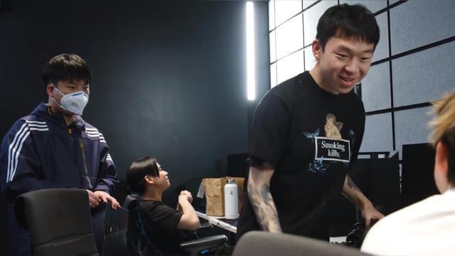 LPL 顶级中单再救TSM，多次带队杀入S赛，TSM组加强版全亚阵容