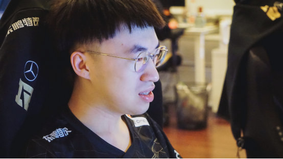 都不想去亚运会了？继虎将军和K皇之后牙膏也因不当言论身陷泥潭