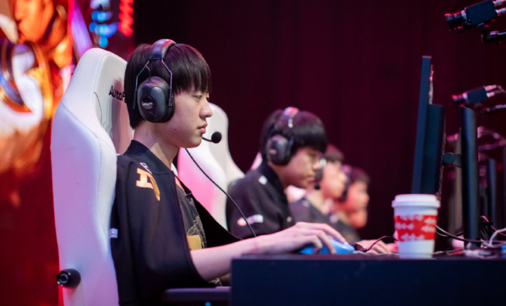 LEC打野怒斥：不想看到RNG在家里夺冠！希望T1或G2拿下MSI冠军