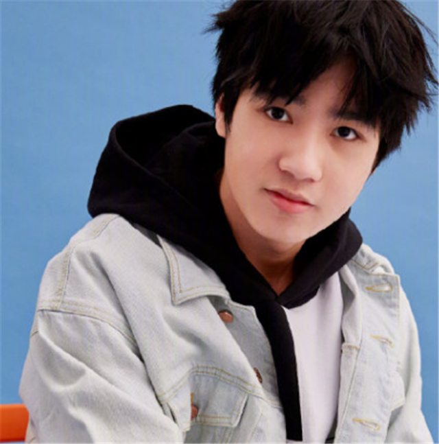 RNG被要求重赛，三位老队友矛头直指韩竞，还透露小明私下吐槽内容