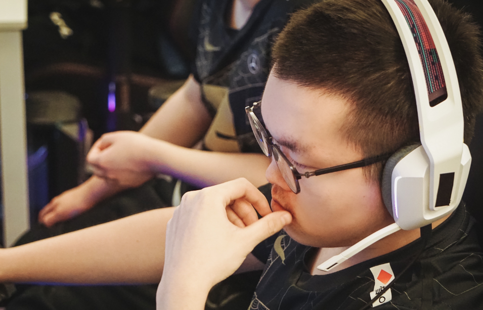 9-0之路第四场！RNG零龙塔轻取IW，拿下MSI“开门红”