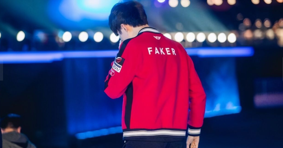 LOL：管泽元公开为T1洗白，选手是无辜的，李哥称延迟问题不重要