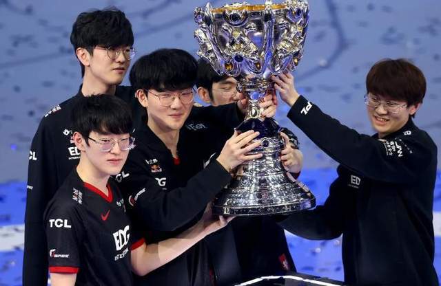 澳洲抓获2名嫌疑人，曾参与组织LPL打假赛，EDG被牵扯其中