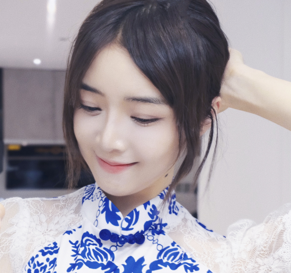 余霜因发文力挺lpl被Faker粉丝爆破，难道工作人员就不能说真话