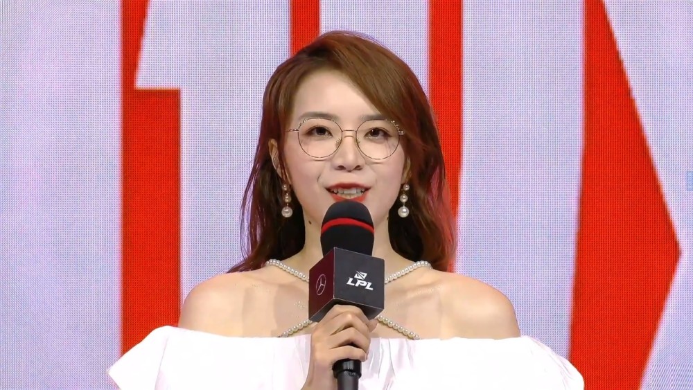 “因为帮RNG说话，被骂了五天”，余霜发长文：支持LPL是我的自由