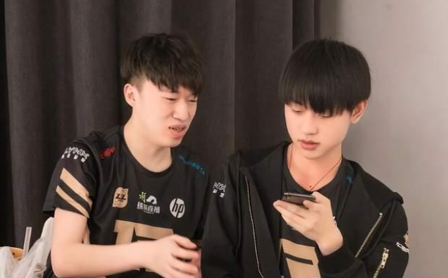 T1延迟22让RNG重赛，这就是拳头的公正？这是对于LPL赛区的歧视