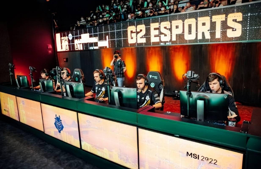 知名韩吹解说：就不应该让RNG参赛，直接换成GenG多好