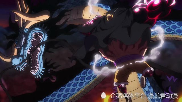 海贼王1018集：凯多生吞路飞，索隆怒开三刀流，强势破龙鳞
