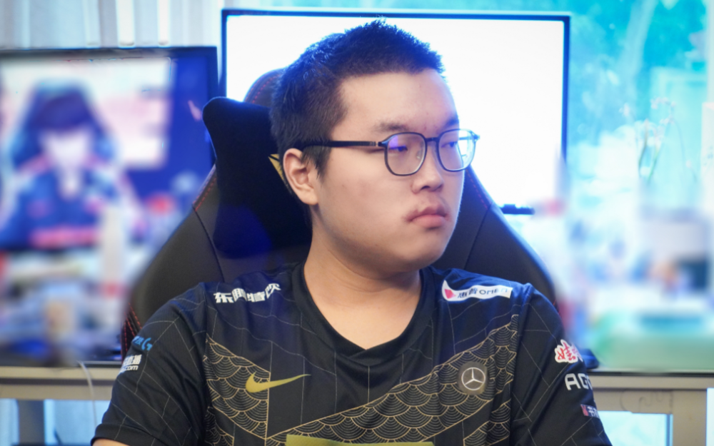 RNG四强赛程公布！Faker再放狠话，G2揭LPL伤疤，IG老粉扎心