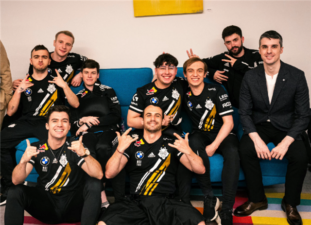 从现场门票看RNG处境，27号比赛只卖出一千多张，后面两天全部售罄