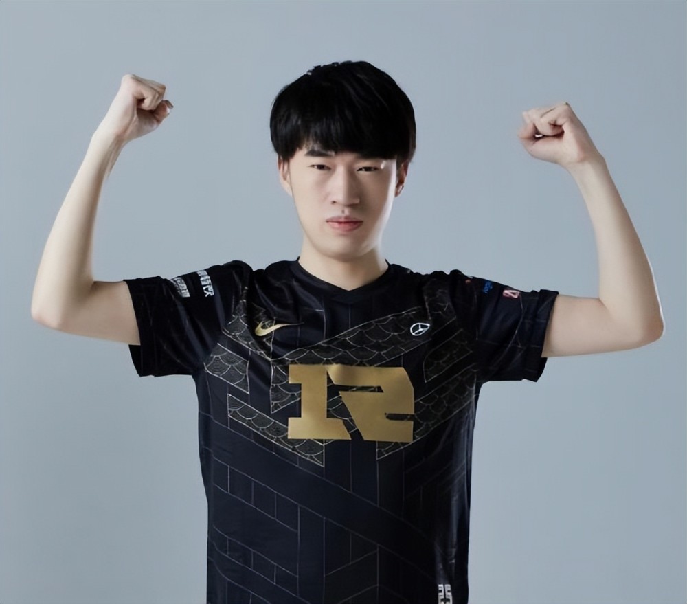 RNG击败EG后，官博沦陷！粉丝担忧：这个状态打决赛，没法夺冠