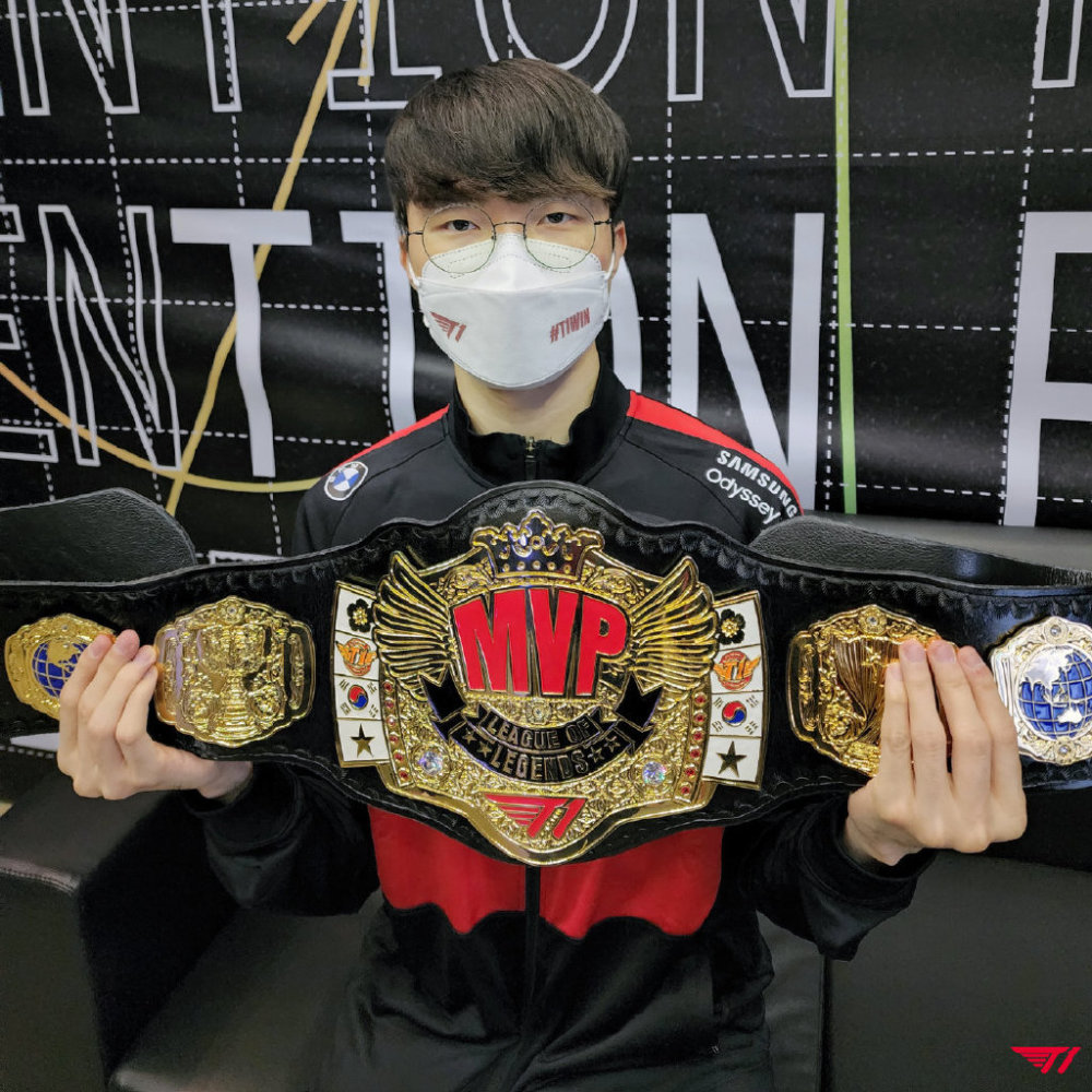 Faker：我不在意和RNG的决赛，RNG选手应该是挺在意的