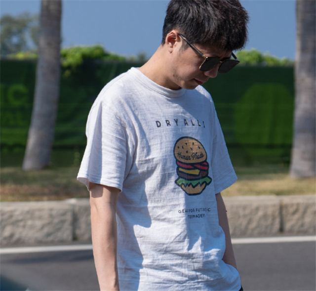 米勒俩月没回家老婆苦等，为一顿小龙虾，一笔姐跟男解说住两个月