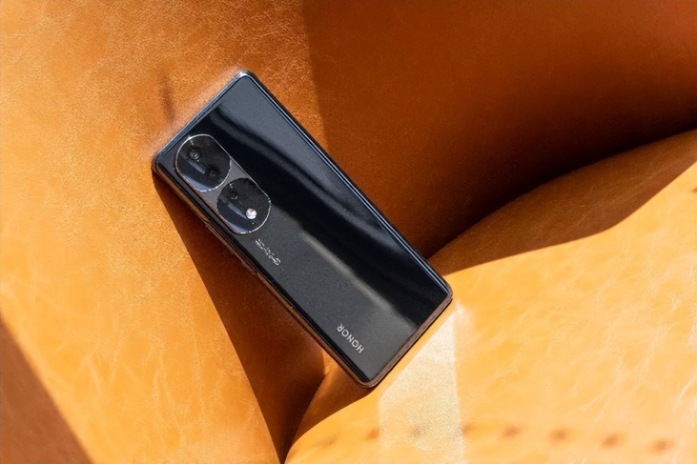 首发上手！荣耀70系列正式发布，玩原神也能获得优体验