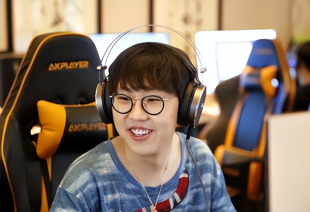 Imp再谈Faker：他就是很装，别人越吹，他越觉得自己厉害