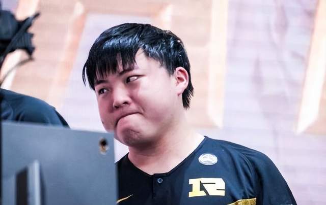 Uzi离开BLG，doinb曝光他的一个大问题，不解决将很难重回赛场