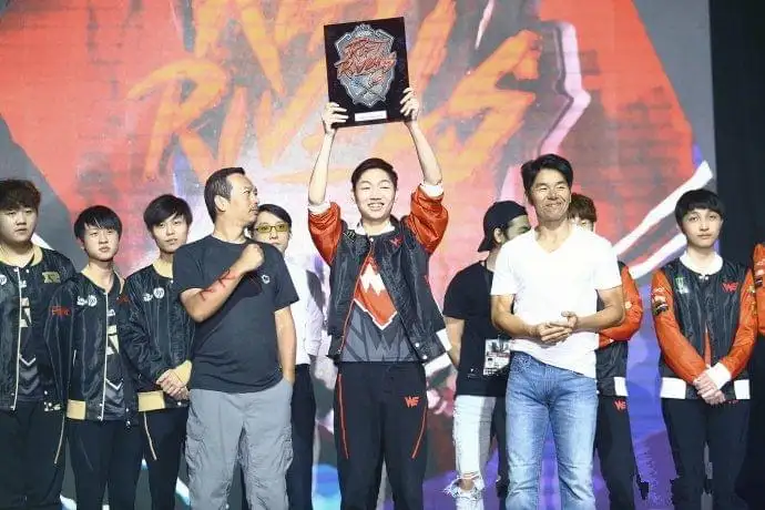 “御三家”中只有WE掉队？皇电均成豪门，唯独WE越打越差！