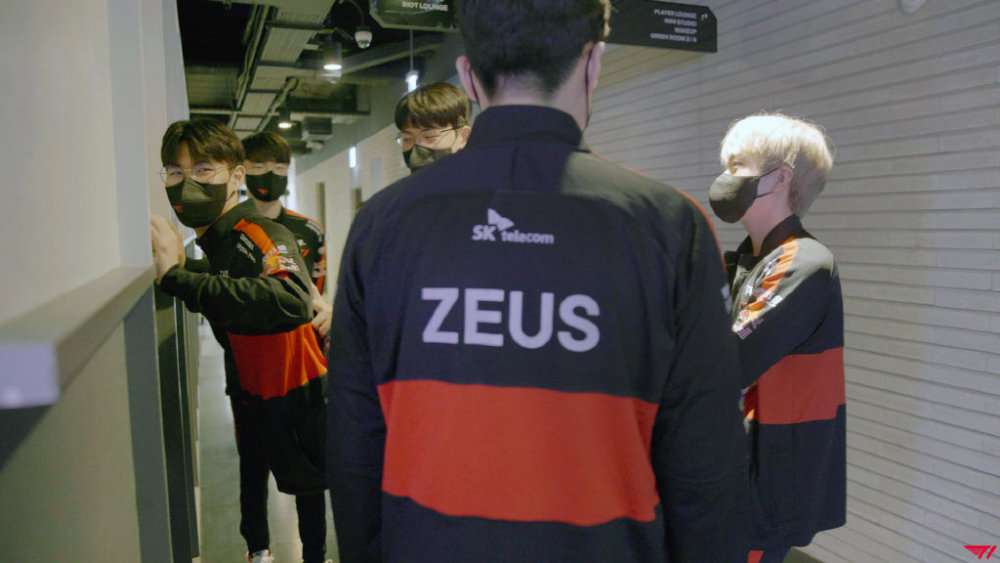 Faker就游戏BUG发表看法，声称重开会很遗憾！北枫：RNG更遗憾