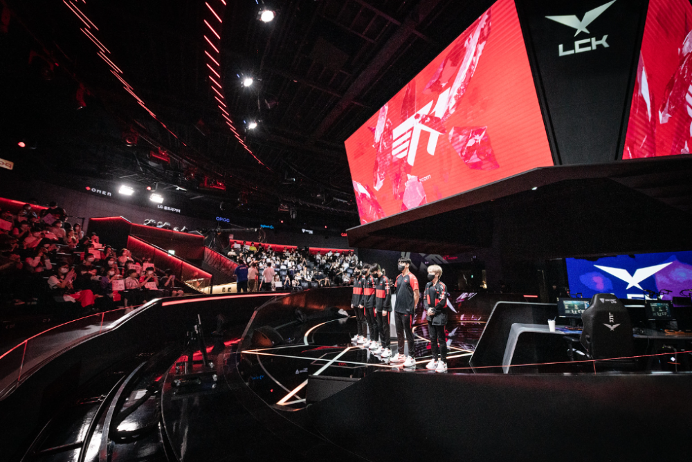 Faker：会看很多LPL比赛，MSI的时候RNG运营最好