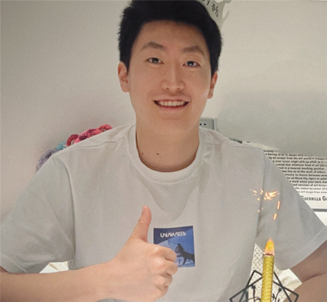 LPL女解说口嗨李哥：谢谢你faker，选手却夸起RNG：他们运营很强