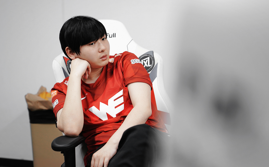 biubiu生气了？韩服ID修改为“去就崩”，网友：谁还没点脾气！