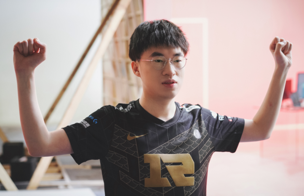 “RNG仅1人入选”！外媒预测LPL夏季赛1阵，仁川三C合体，小虎无缘