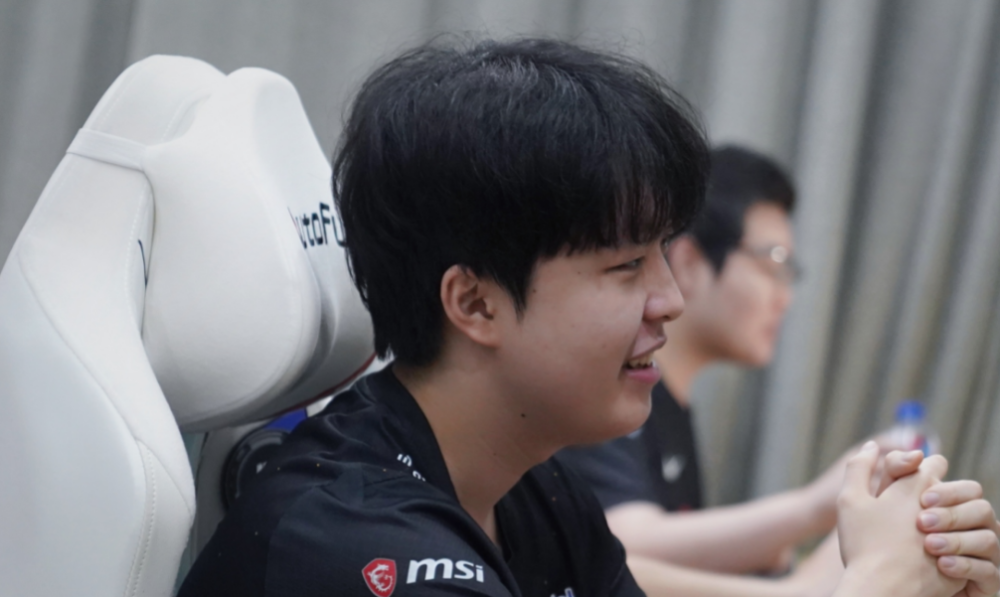 梦回S10！Kanavi野核风采依旧，JDG冲至积分榜头名