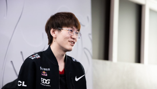 网友整活自制LPL辅助梯度图：Ming位列SSR，Meiko独一档