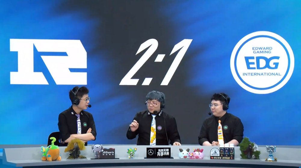 LPL德比大战落下帷幕：EDG领先一万经济，却被RNG奇迹翻盘