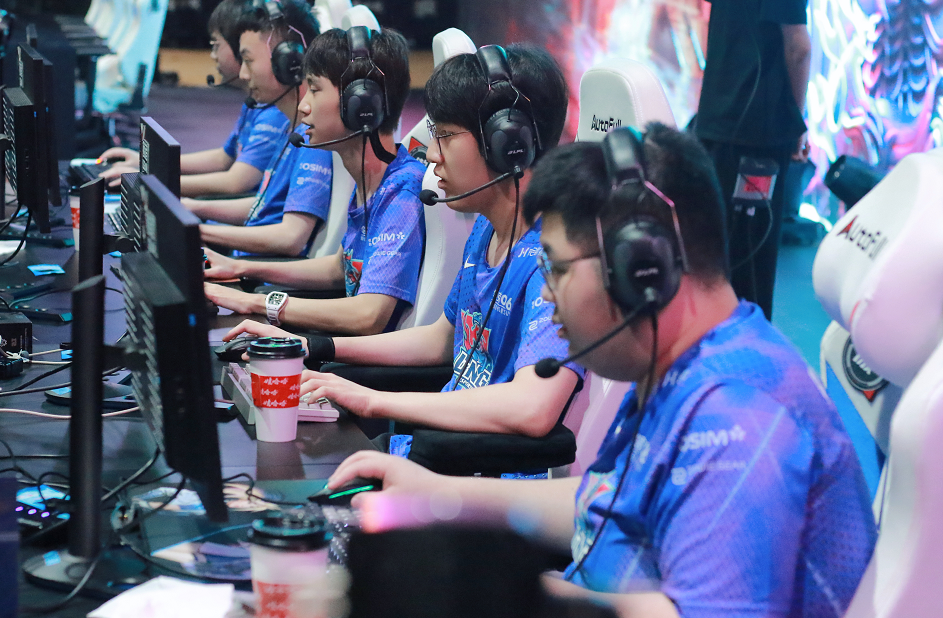 真的是“国宝级上单”？PandaC连LDL都打不过，阿乐直接客厅滑跪