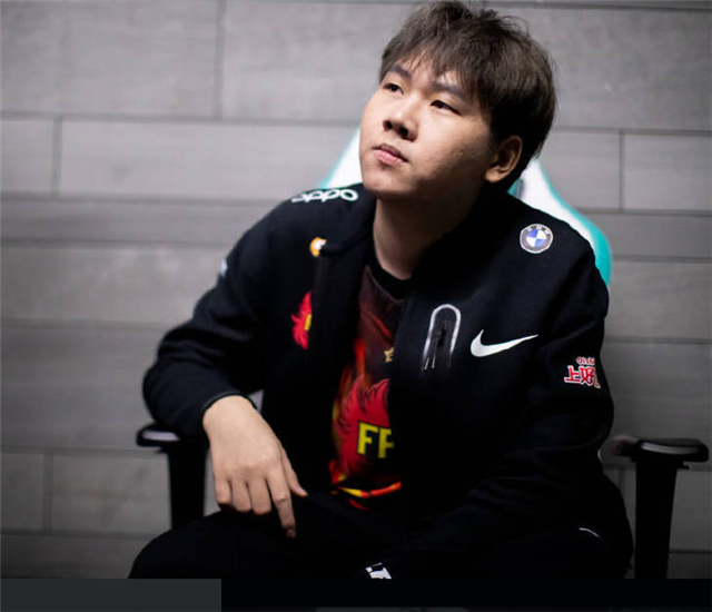 还是等不到机会？被LEC寄予厚望的bo跟朋友吐槽：上场仍遥遥无期