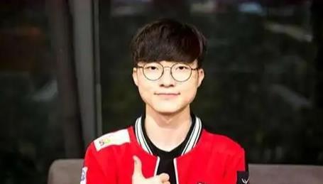 LPL该怎么办？LCK封杀整个赛区选手韩服账号，训练赛都打不了