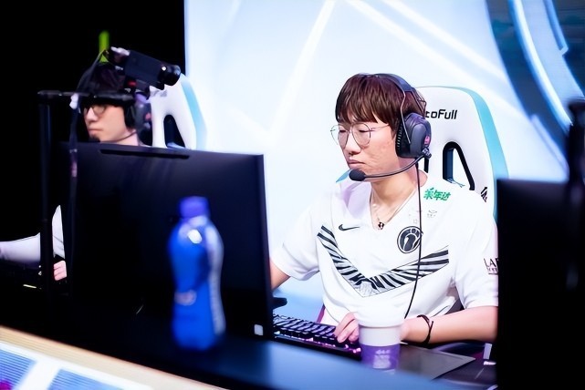 谁是电竞经理最强阵容？宁王深度解析，上单无疑是Theshy