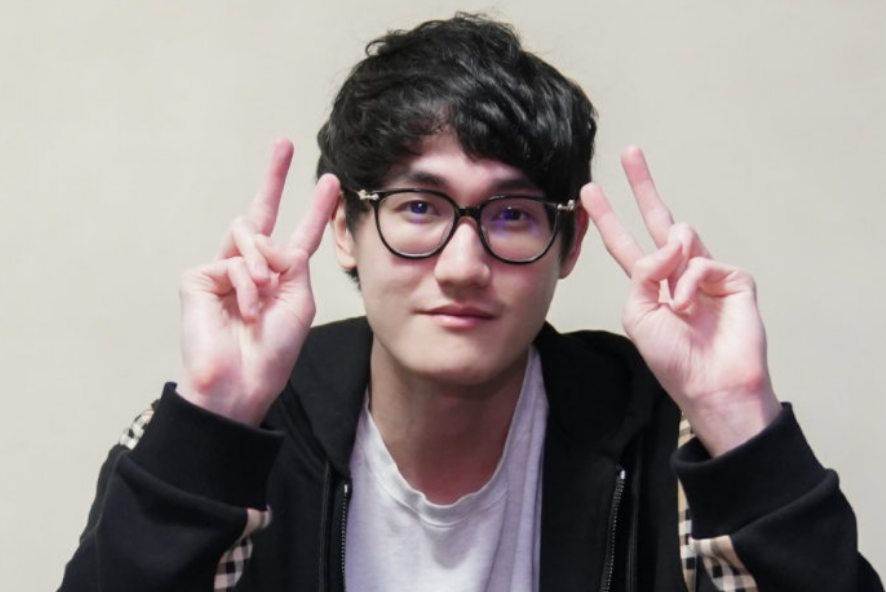 卡萨何时能回归首发？V5近期战绩为1胜3负，状态令人担忧