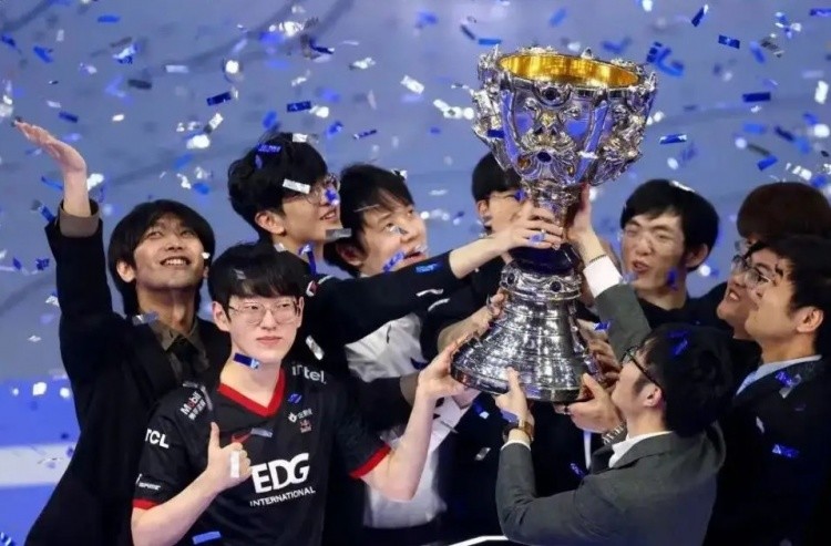 EDG确定晋级LPL季后赛