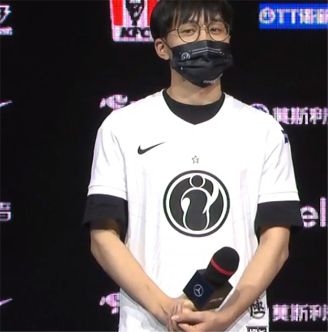 IG打野新恋情曝光，前女友：你想结婚都没事，让小女友别再针对我