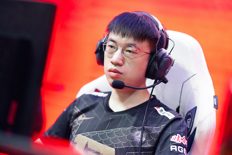小虎击杀数超Uzi来到LPL第二？助攻数位列LPL第三，却法超越前二