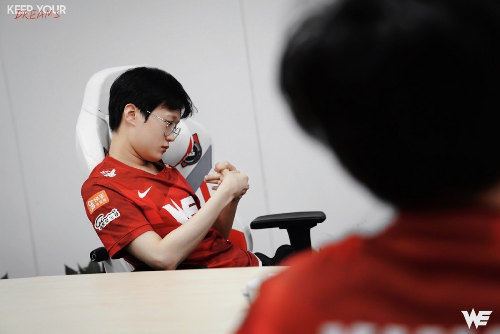 LPL首支被淘汰队伍诞生！WE十二连败无缘季后赛，提前备战S13