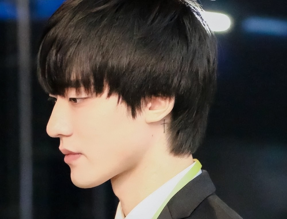 有颜有实力！LPL联赛美男子盘点，各个都堪比小说男主级别！